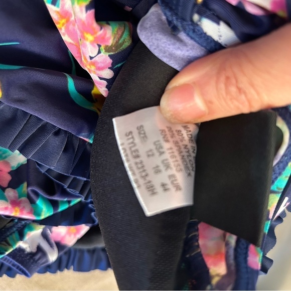 Shore Shapes one piece swim suit bathing suit floral navy  print Sz-12. W13 - Picture 6 of 10